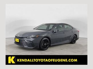 Used 2025 Toyota Camry SE FWD video 1