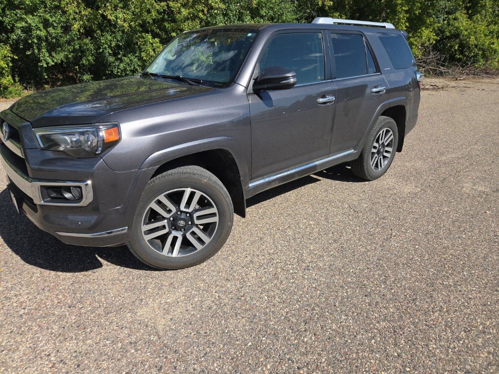 Used 2018 Toyota 4Runner Limited AWD/4WD image 1