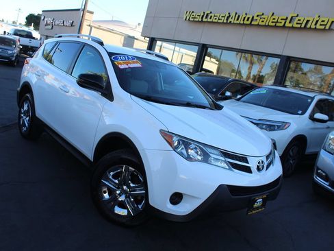 Used 2013 Toyota RAV4 LE AWD/4WD image 30