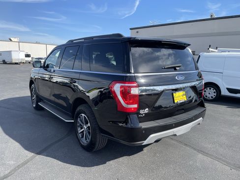 Used 2021 Ford Expedition XLT AWD/4WD image 6