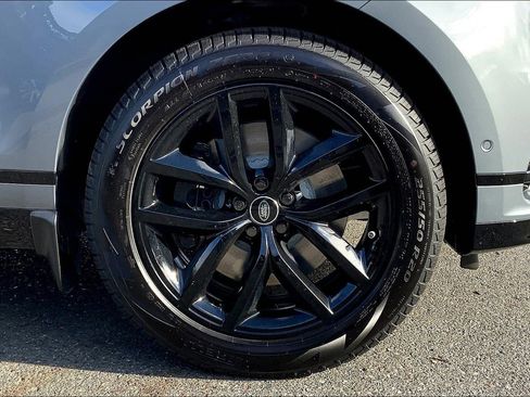 New 2026 Land Rover Range Rover Velar Dynamic SE image 13