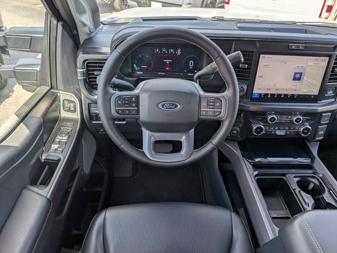 Certified 2026 Ford F250 Lariat w/ Black Appearance Package image 16