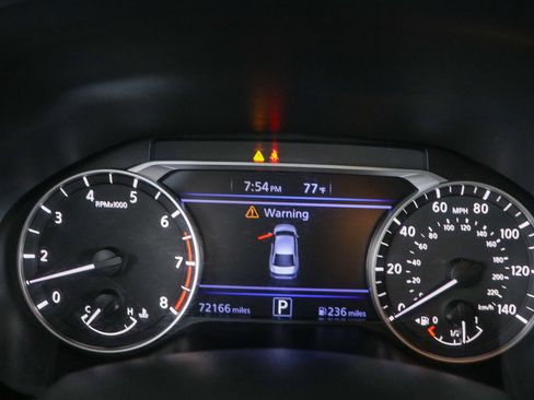 Used 2021 Nissan Altima 2.5 SR FWD image 15