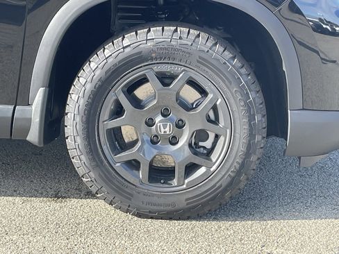 New 2025 Honda Pilot TrailSport image 10