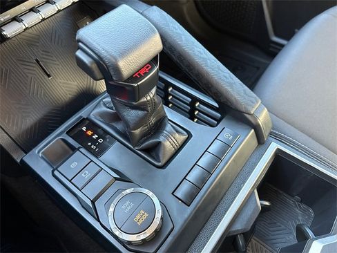 Used 2024 Toyota Tacoma TRD Sport image 24