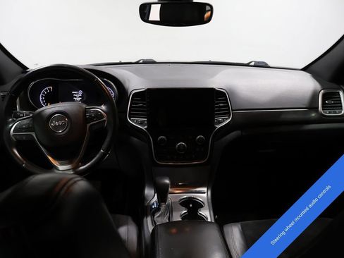 Used 2018 Jeep Grand Cherokee Altitude AWD/4WD image 3