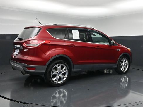Used 2016 Ford Escape Titanium w/ Equipment Group 301A AWD/4WD image 5