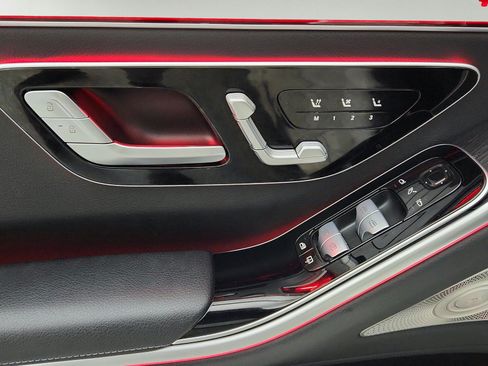 Certified 2023 Mercedes-Benz S 500 4MATIC image 25