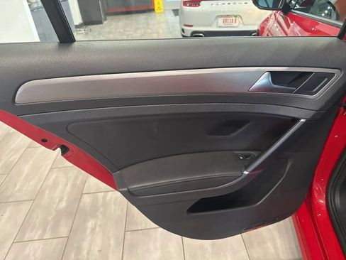 Used 2017 Volkswagen Golf Wolfsburg Edition FWD image 26