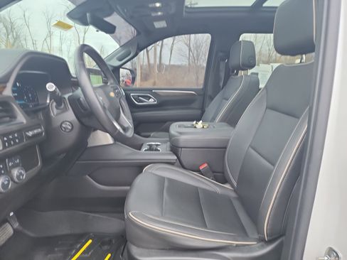 Used 2023 Chevrolet Tahoe Premier image 13
