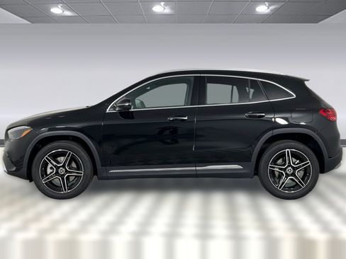 Certified 2026 Mercedes-Benz GLA 250 image 2