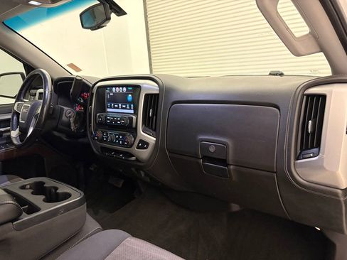 Used 2018 GMC Sierra 1500 SLE w/ SLE Value Package AWD/4WD image 33