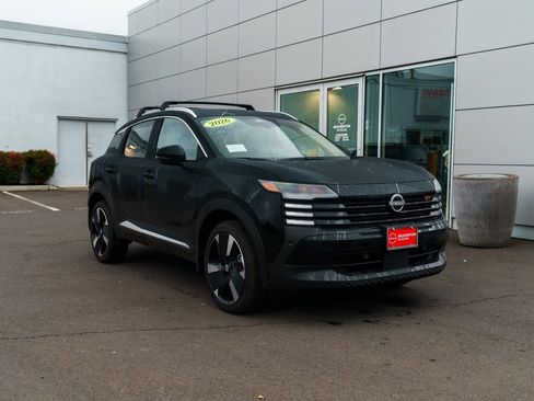 New 2026 Nissan Kicks SR image 27