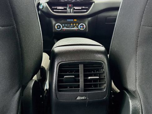 Used 2020 Ford Escape SE FWD image 31