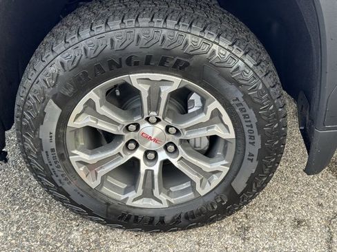 New 2026 GMC Sierra 1500 SLE w/ X31 Off-Road Package image 22