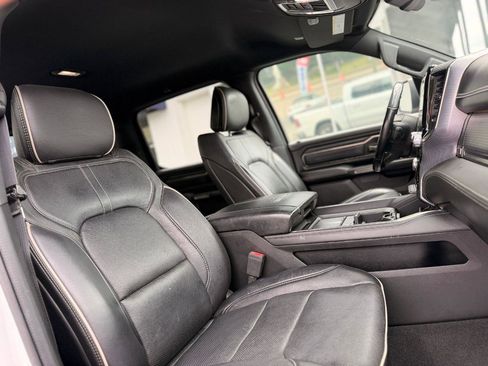 Used 2019 RAM 1500 Limited AWD/4WD image 13