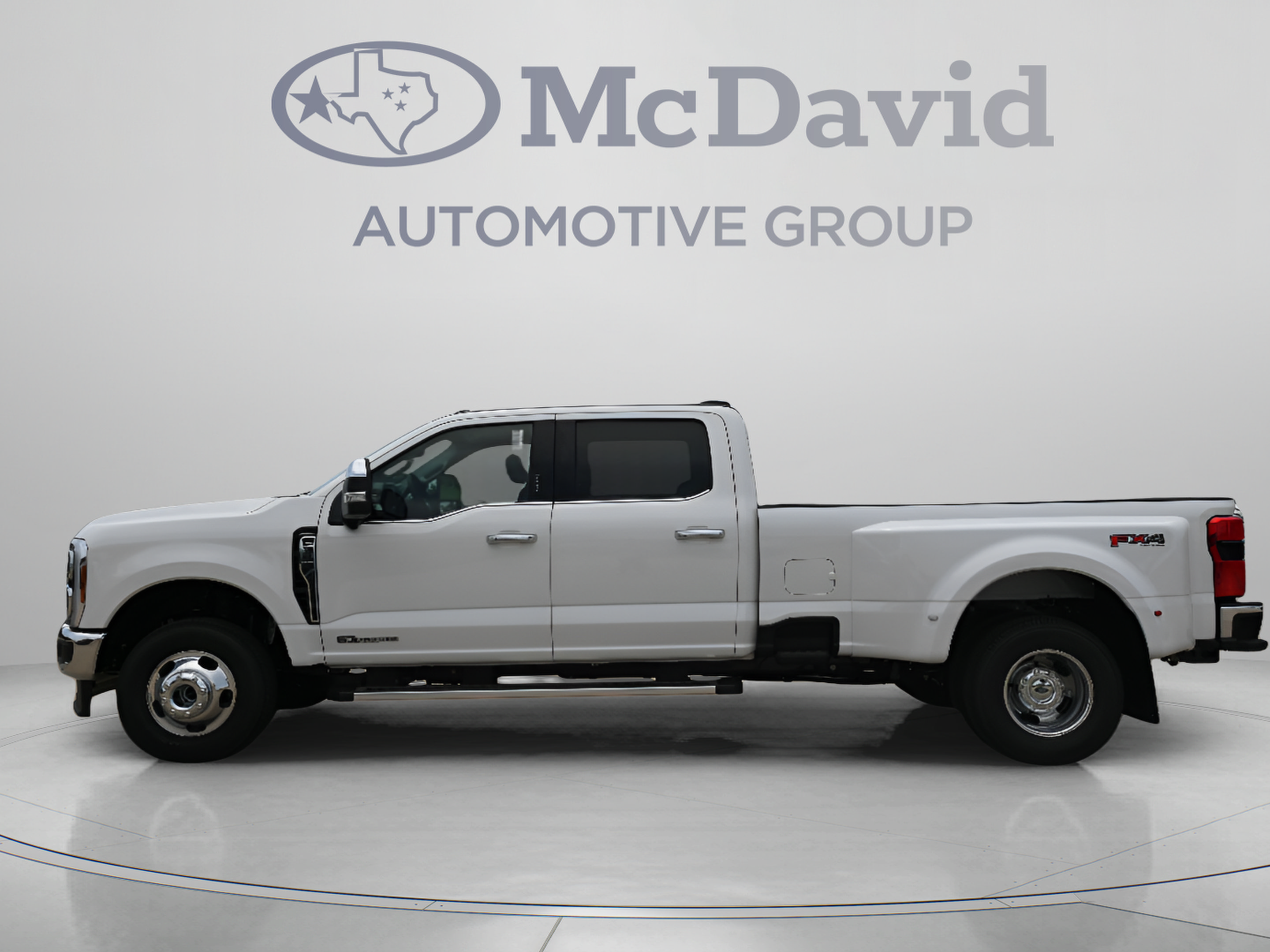 New 2026 Ford F350 Lariat w/ Lariat Premium Package AWD/4WD image 4