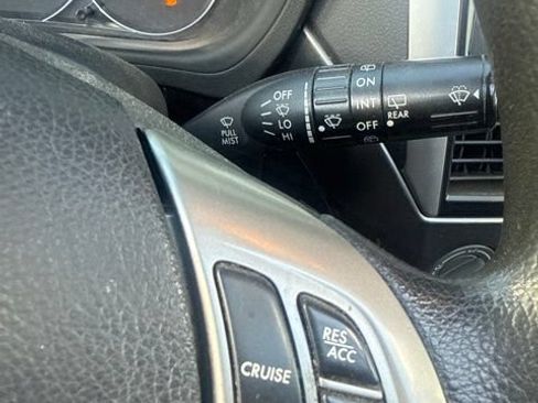 Used 2012 Subaru Forester 2.5X Premium w/ All-Weather Pkg AWD/4WD image 32