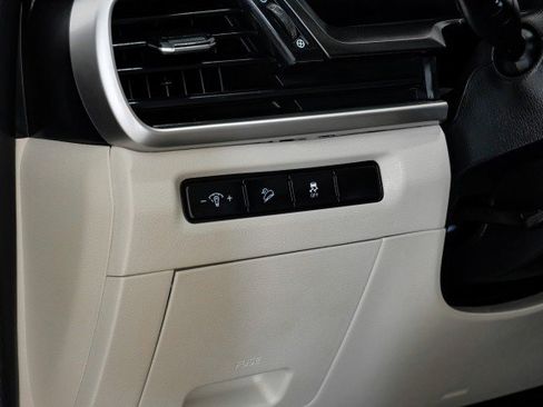 Used 2023 Kia Telluride S w/ S Sunroof Package FWD image 37