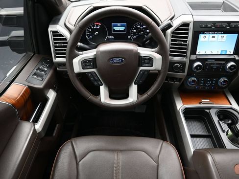 Used 2017 Ford F350 King Ranch w/ King Ranch Ultimate Package AWD/4WD image 26