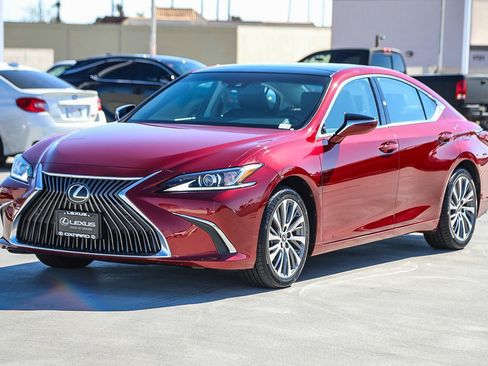 Used 2019 Lexus ES 350 w/ Premium Package image 3