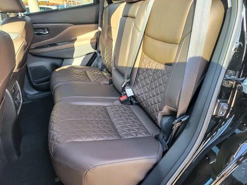 Used 2021 Nissan Murano Platinum image 11