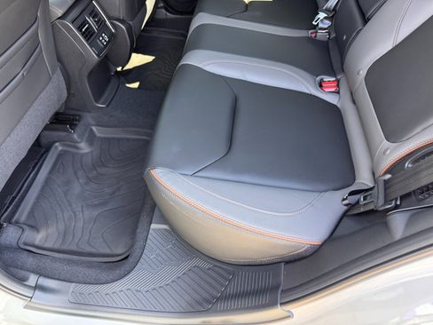 Used 2025 Subaru Forester Sport w/ Popular Package image 45