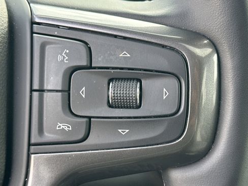 Used 2024 Chevrolet Silverado 2500 ZR2 w/ Technology Package image 26