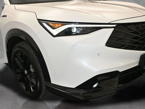 Certified 2025 Acura ADX A-Spec image 17