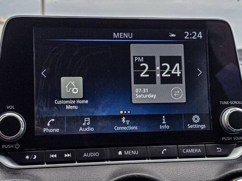 Used 2025 Nissan Sentra SV FWD image 15