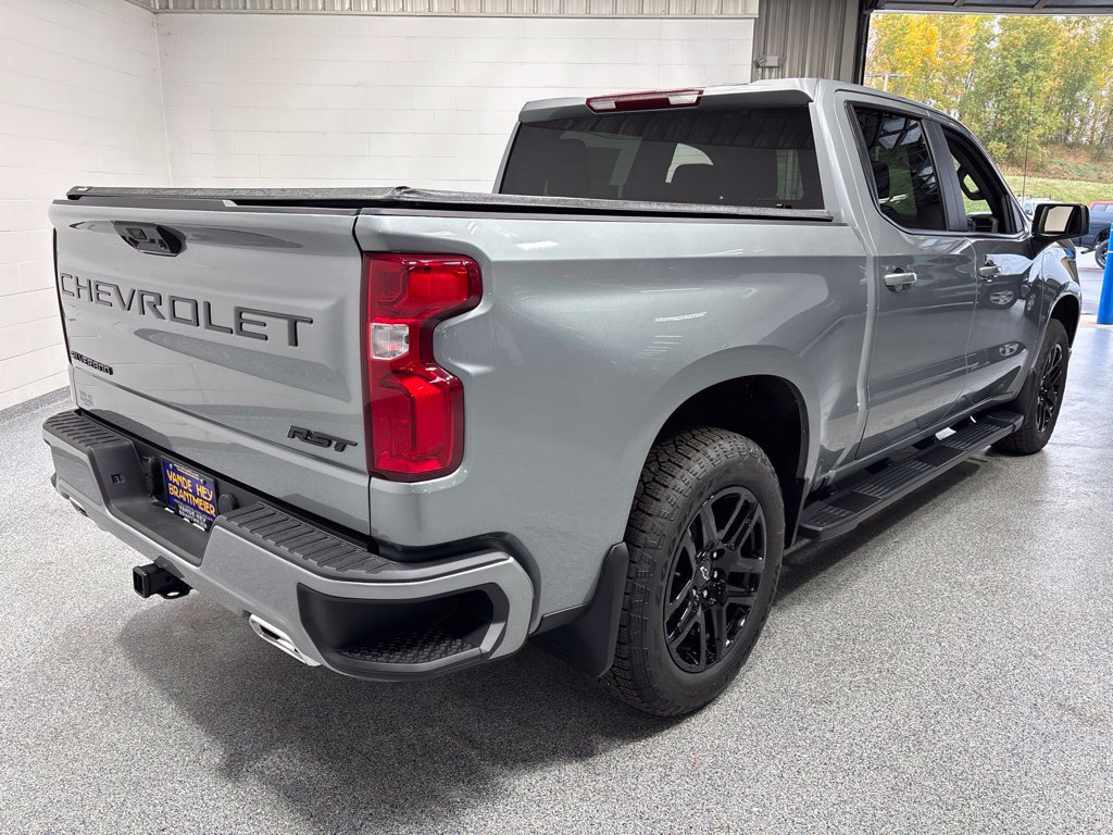 New 2026 Chevrolet Silverado 1500 RST AWD/4WD image 7