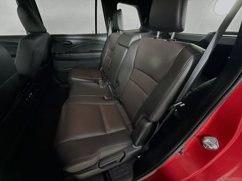 Used 2024 Honda Passport Black Edition image 30