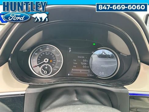 Used 2024 Genesis GV70 2.5T w/ Advanced Package image 36