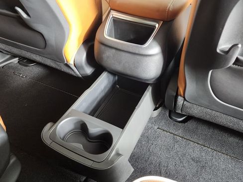 New 2026 Chrysler Pacifica Pinnacle image 28