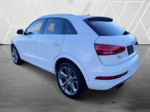 Used 2015 Audi Q3 2.0T Prestige w/ Prestige Package image 5