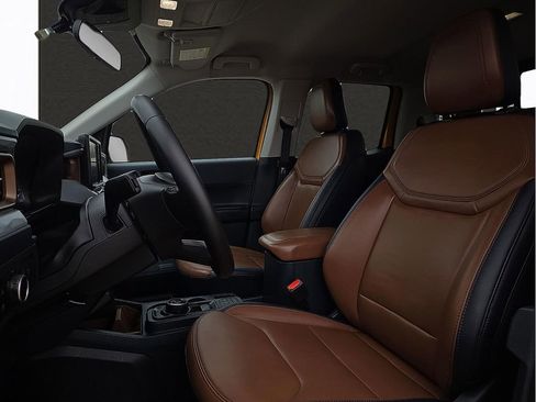 Used 2023 Ford Maverick Lariat w/ Lariat Luxury Package image 12