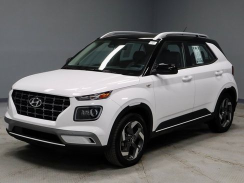 Certified 2023 Hyundai Venue Limited image 9
