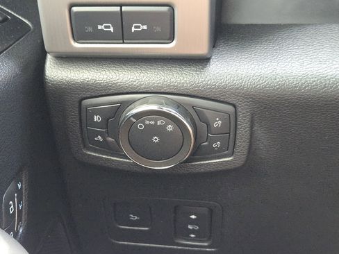 Used 2020 Ford F350 Platinum image 26