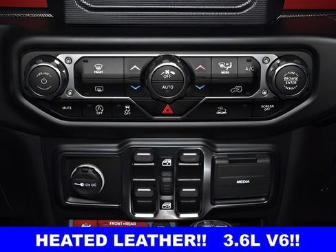 Used 2021 Jeep Wrangler Unlimited Rubicon w/ Dual Top Group AWD/4WD image 15