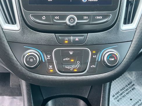 Used 2020 Chevrolet Malibu RS image 16