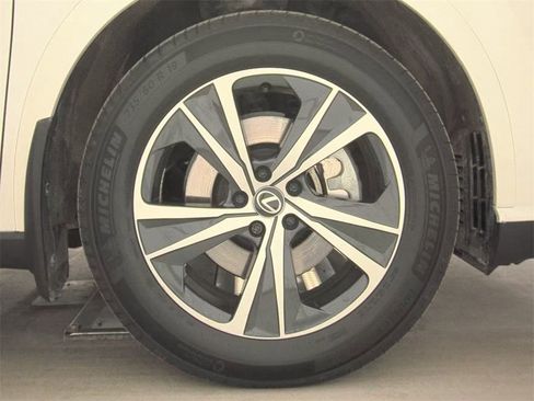 Used 2024 Lexus RX 350 Premium w/ Accessory Package (Z1) image 11