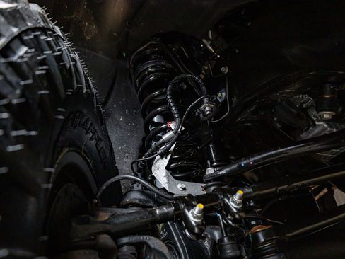 Used 2025 Ford F350 XLT w/ FX4 Off-Road Package image 14