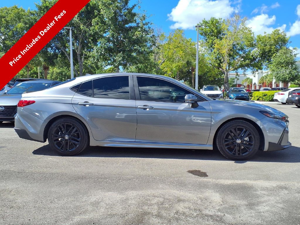 Used 2025 Toyota Camry SE w/ Convenience Package FWD image 11