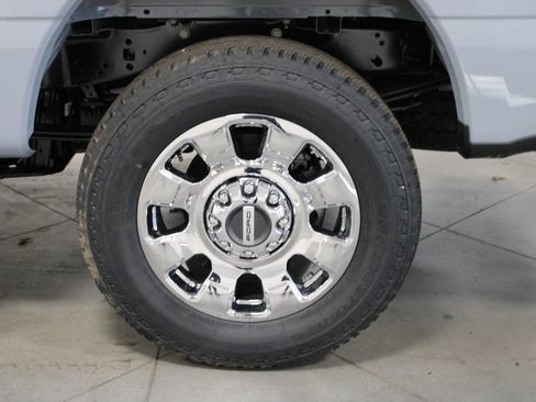 New 2026 Ford F250 Lariat w/ Chrome Package image 20