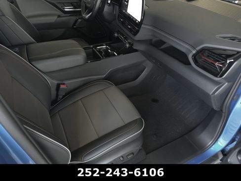 Used 2026 Chevrolet Silverado EV Trail Boss AWD/4WD image 46