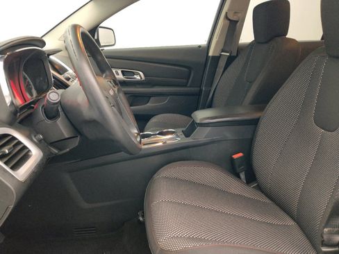Used 2017 GMC Terrain SLE FWD image 17