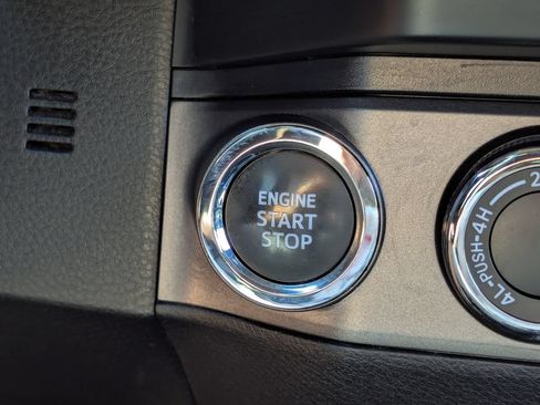 Used 2022 Toyota Tacoma TRD Sport AWD/4WD image 15