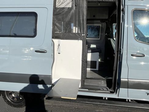 Used 2020 Mercedes-Benz Sprinter 144 Cargo image 18