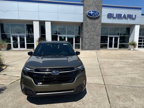 Used 2026 Subaru Forester Touring AWD/4WD image 3