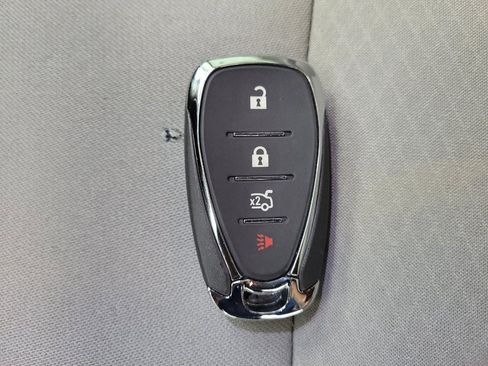 Used 2020 Chevrolet Malibu LT FWD image 32